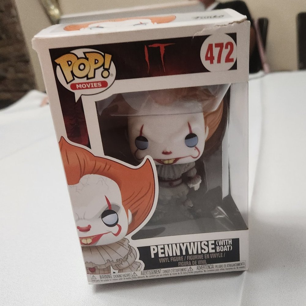 FUNKO POP Pennywise with boat IT collector